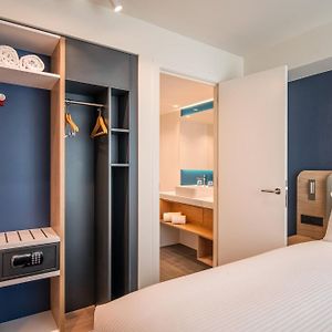 Standard Room Two Single Beds